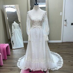 70S WEDDING GOWN!